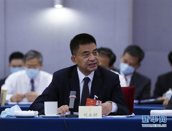  5月23日，全国政协委员刘永好在政协联组会上发言。新华社记者 谢环驰 摄